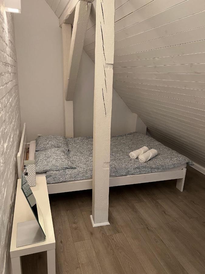 Old Town Piwna Apartment Варшава Екстер'єр фото