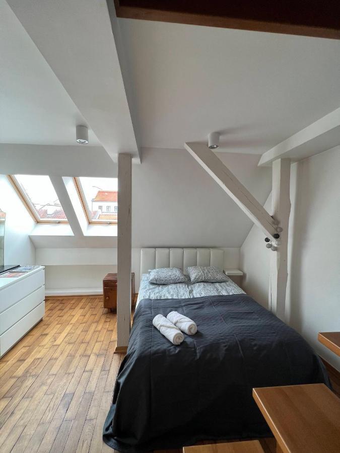 Old Town Piwna Apartment Варшава Екстер'єр фото